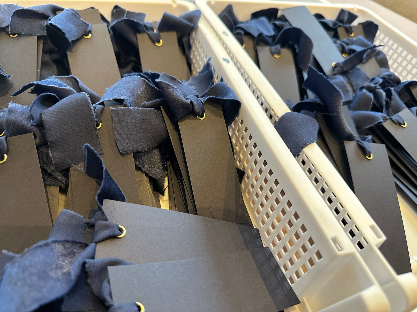 25 BLANK Navy Ribbon Place Card with Eyelet | DIY Wedding Dinner Party Place Card, Write Your Own Place Setting | Navy Wedding Blue Boy Baby Shower