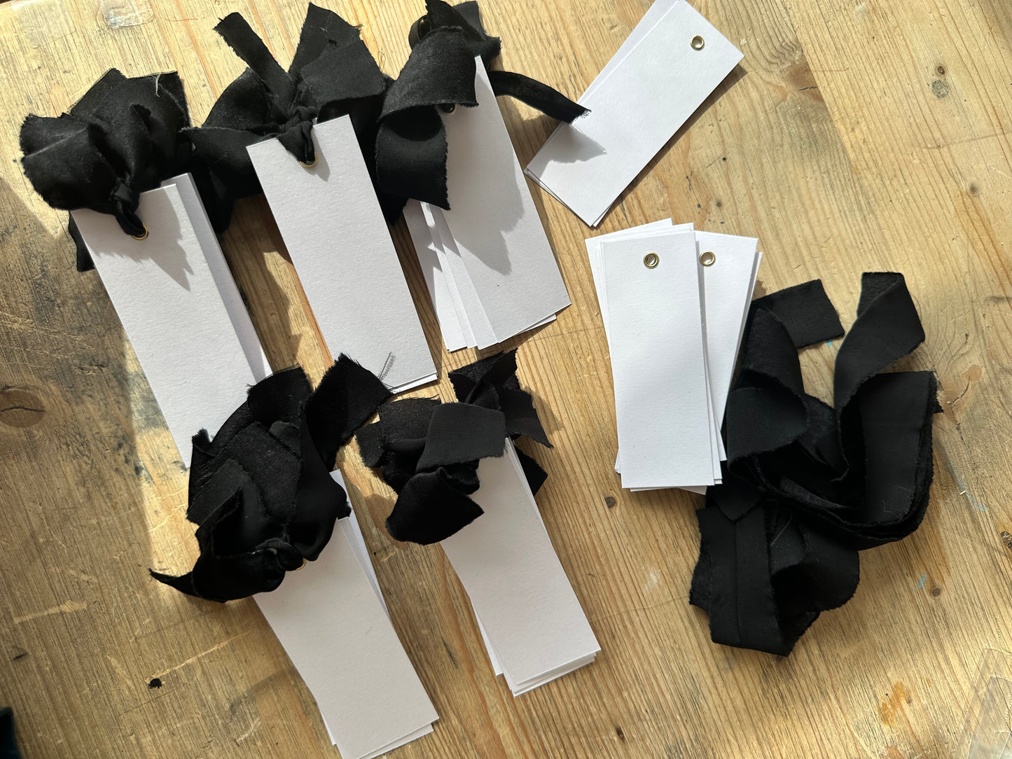25 BLANK Black Ribbon Place Card with Eyelet | DIY Wedding Dinner Party Place Card, Write Your Own Place Setting | Monochrome Black Tie Wedding