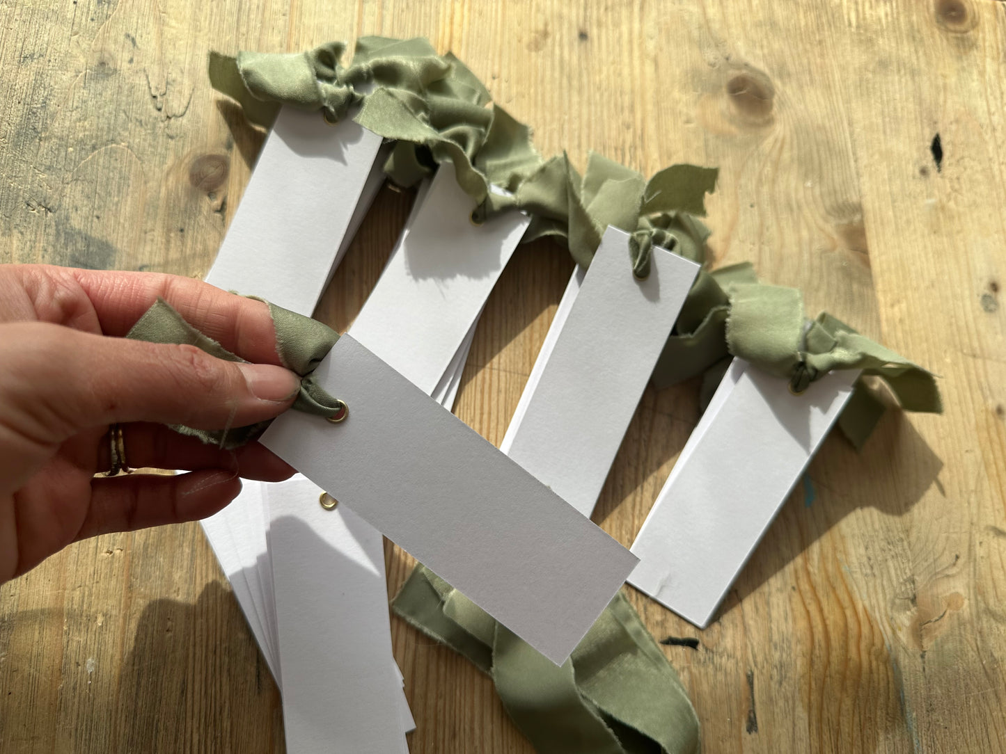 25 BLANK Eucalyptus Ribbon Place Card with Eyelet | DIY Wedding Dinner Party Place Card, Write Your Own Place Setting | Green Sage Wedding Baby Shower