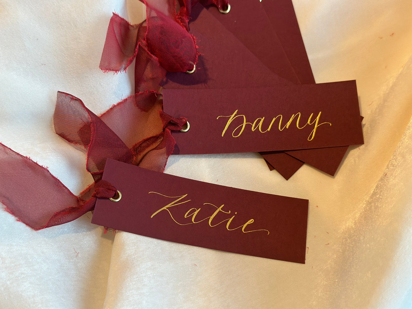 BURGUNDY Place Card Wine Organza | Calligraphy Wedding Place Name Card | Gold or Silver Eyelet (Copy)