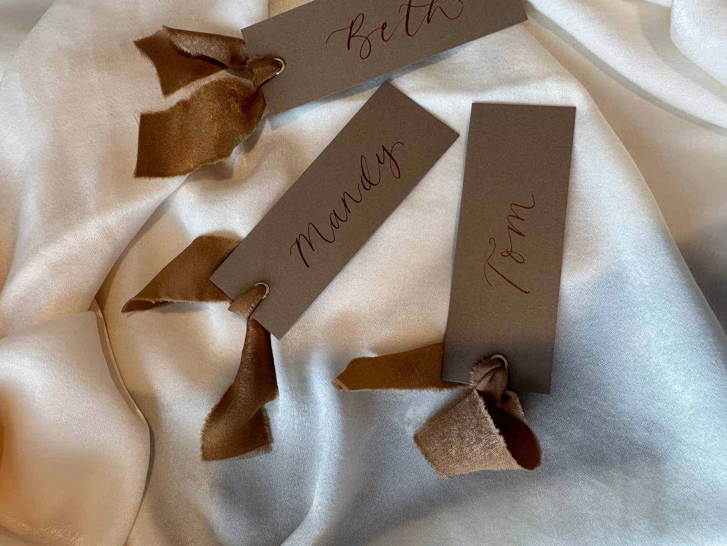 MOCHA Place Card with Chiffon Ribbon | Calligraphy Wedding Place Name Card | Gold or Silver Eyelet