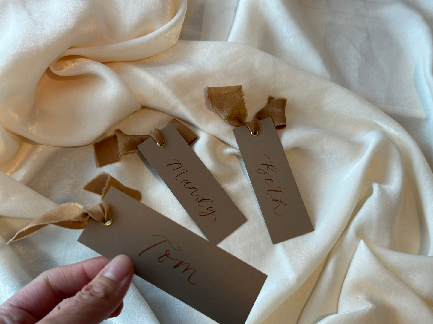 MOCHA Place Card with Chiffon Ribbon | Calligraphy Wedding Place Name Card | Gold or Silver Eyelet