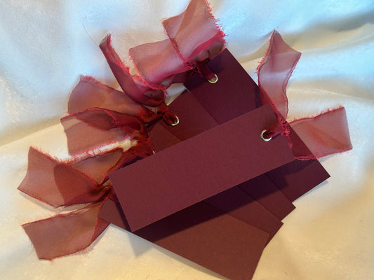 Pack of 5 Blank Burgundy Place Cards with Organza Ribbon | Festive Christmas & New Year Table Décor