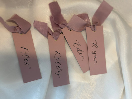 LIGHT LILAC Place Card Chiffon Ribbon | Calligraphy Wedding Place Name Card | Gold or Silver Eyelet