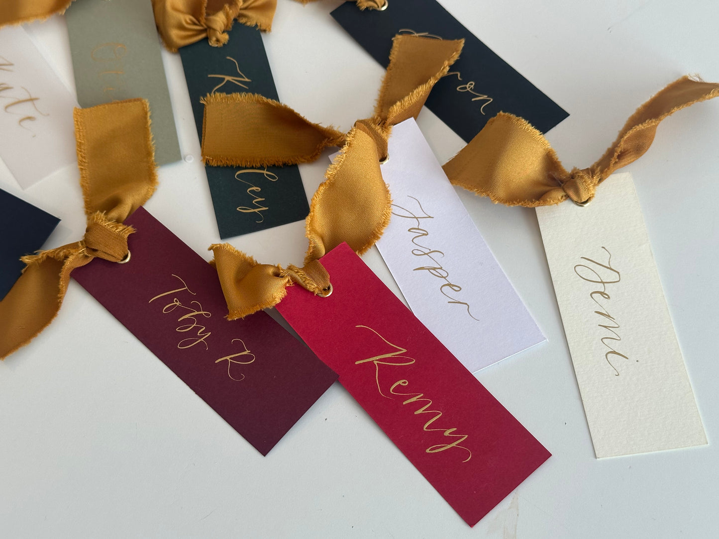 Pack of 5 Personalised Gold Calligraphy Ribbon Place Cards | Christmas & New Year Table Name Cards
