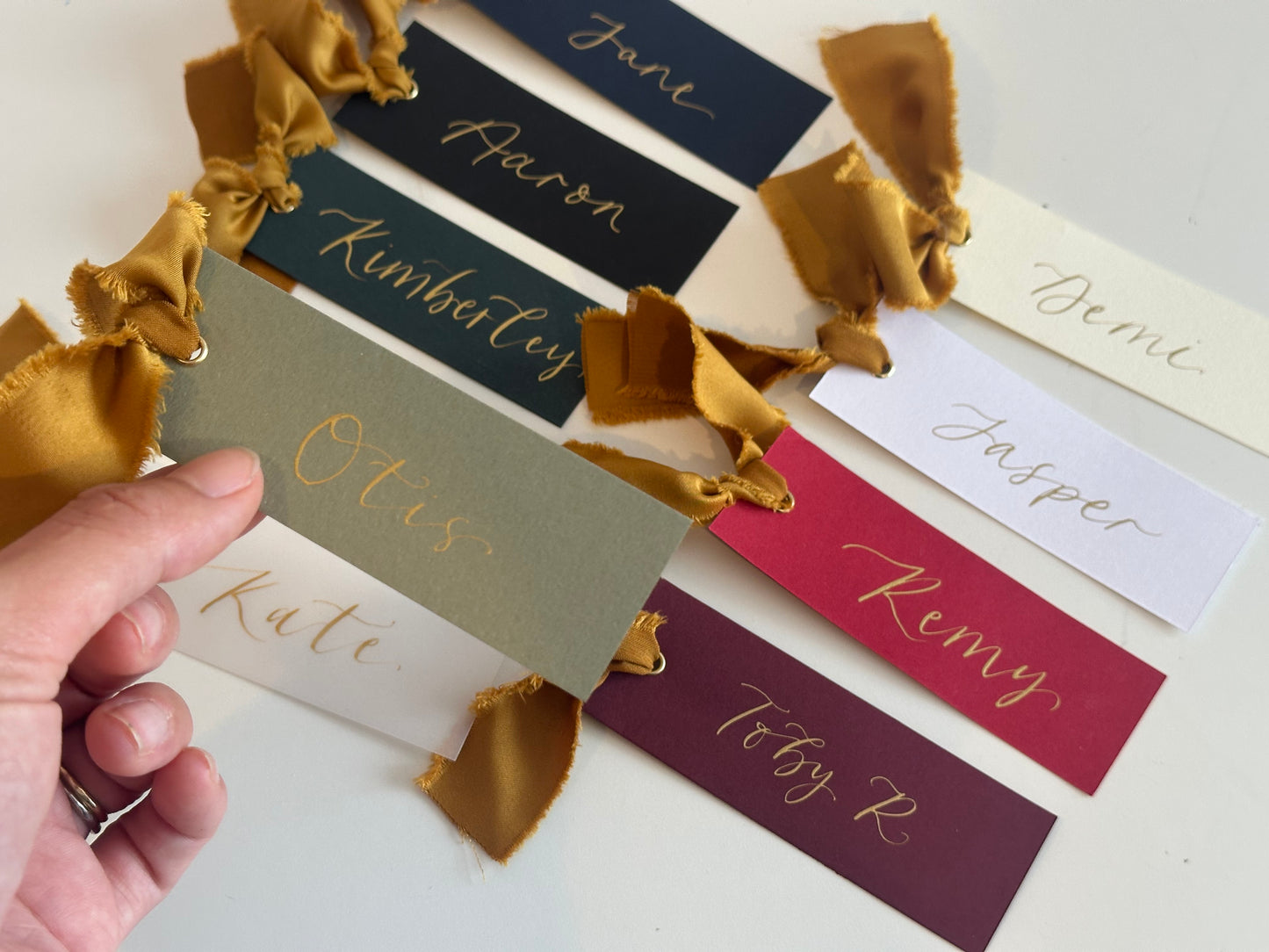 Pack of 5 Personalised Gold Calligraphy Ribbon Place Cards | Christmas & New Year Table Name Cards