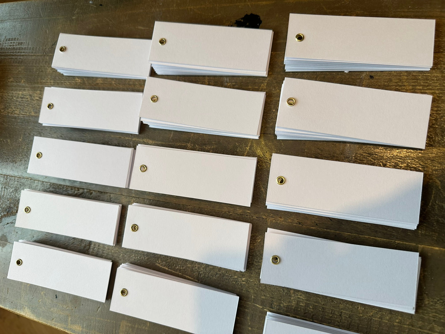 25 BLANK Place Card with/without Eyelet | DIY Wedding Dinner Party Place Card, Write Your Own Place Setting | DIY Add Own Ribbon Calligraphy Wedding Place Name Card