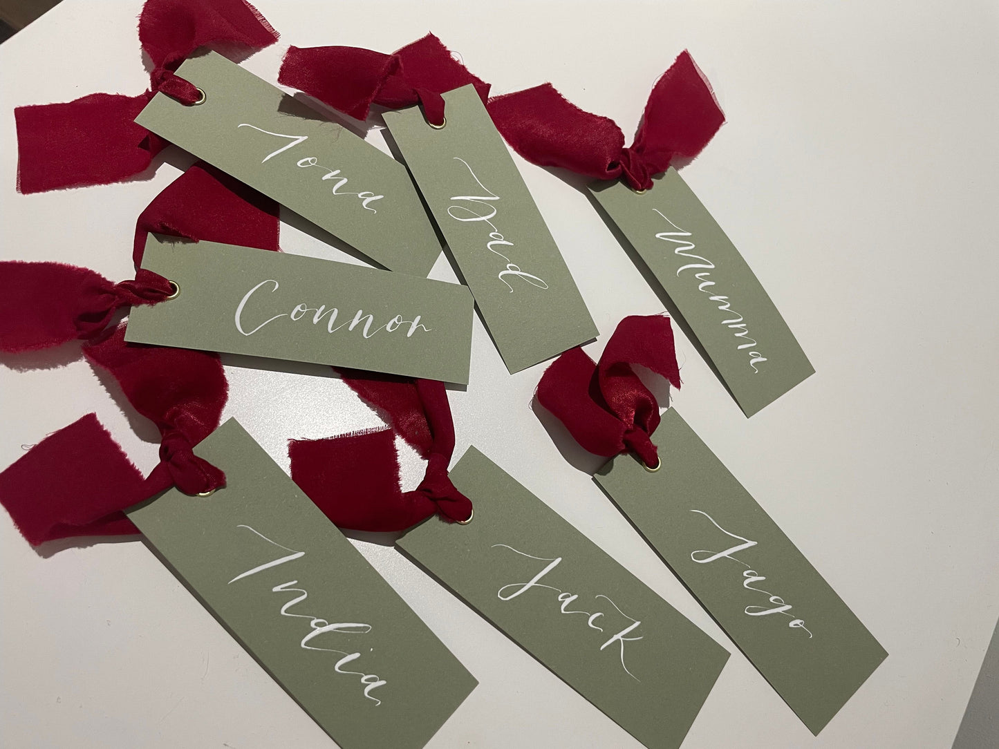 Pack of 5 Personalised Calligraphy Red Ribbon Place Cards | Christmas & New Year Table Décor