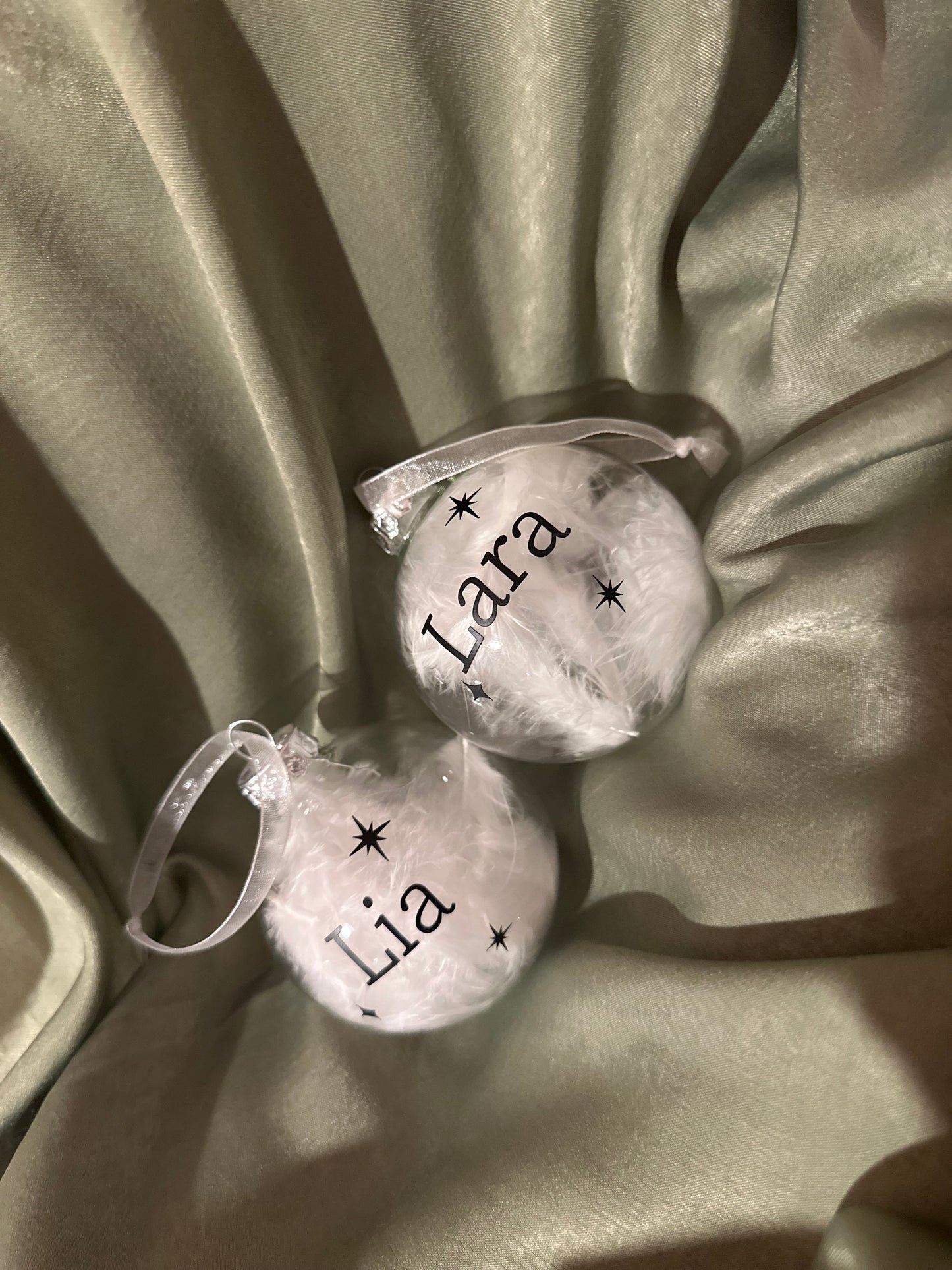 Personalised Name Star Christmas Ornament: White Feather Glass Bauble [New Baby First Christmas Keepsake Star Heart Tree Decoration]