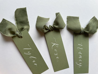 Green Place Card, Sage Place Card, Eucalyptus Place Card, Calligraphy Place Card, Calligraphy Place Name