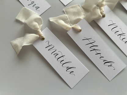 White Place Card, Ivory Place Card, Calligraphy Place Card, Wedding Place Card, Wedding Place name