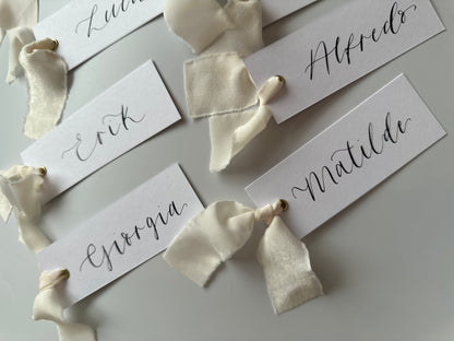 White Place Card, Ivory Place Card, Calligraphy Place Card, Wedding Place Card, Wedding Place name