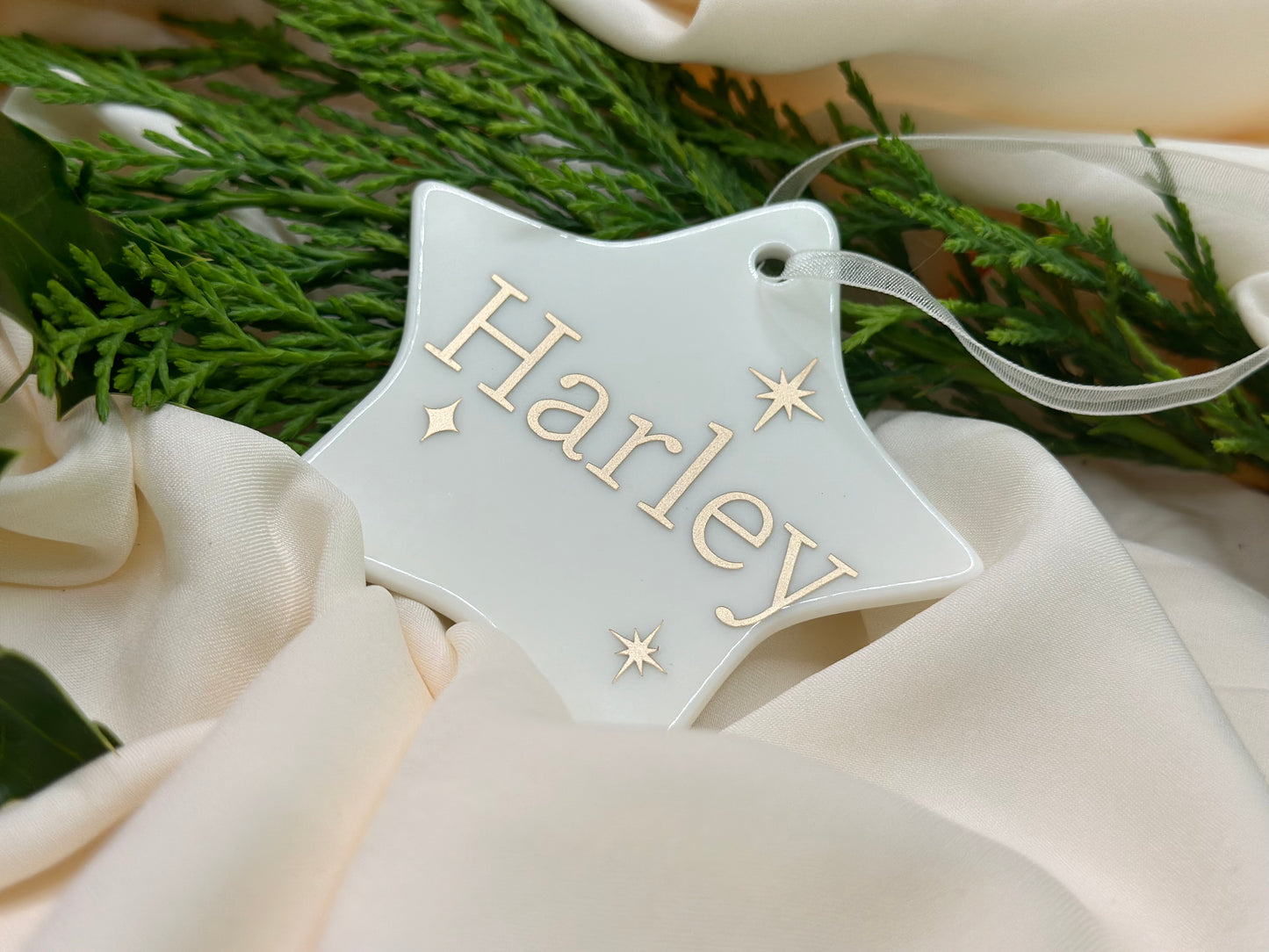 Personalised Name Christmas Star, Christmas Bauble Gift Ceramic Star Decoration, Gold, Silver, Rose Gold, Metallic, engagement gift, wedding gift, secret Santa gift, husband gift, wife gift, mum gift, fiancé gift, new baby, first Christmas, baby's first Christmas