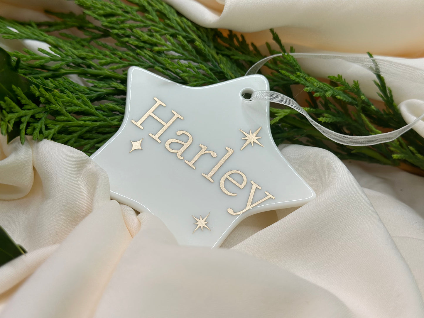 Personalised Name Christmas Star, Christmas Bauble Gift Ceramic Star Decoration, Gold, Silver, Rose Gold, Metallic, engagement gift, wedding gift, secret Santa gift, husband gift, wife gift, mum gift, fiancé gift, new baby, first Christmas, baby's first Christmas