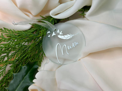 Funeral gift, baby loss gift, child loss gift, grief gift, husband loss, wife loss, parent loss, sibling loss, white feather, feather, dove Personalised Name Christmas Star, Christmas Bauble Gift Ceramic Star Decoration, Gold, Silver, Rose Gold, Metallic, secret Santa gift, husband gift, wife gift, mum gift,