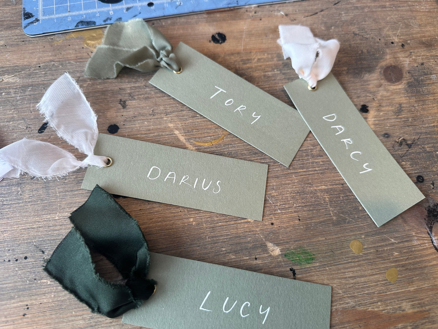 EUCALYPTUS Minimal Handwritten Ribbon Place Name Card | Block Capital Wedding Place Name Card | Gold or Silver Eyelet