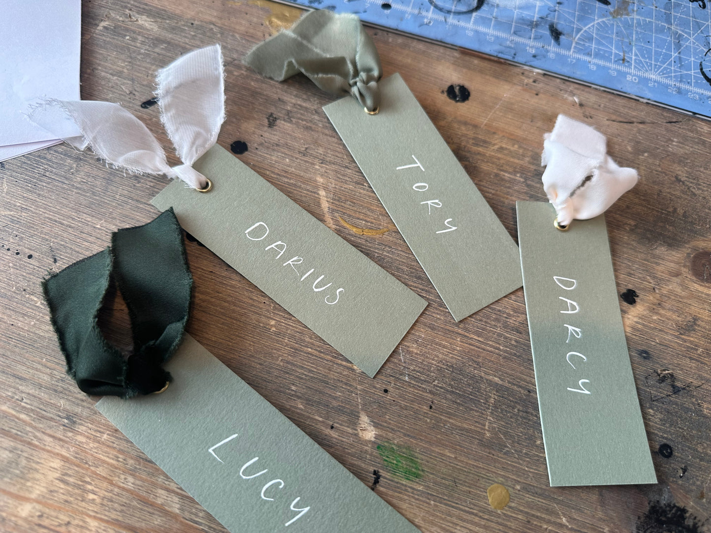 EUCALYPTUS Minimal Handwritten Ribbon Place Name Card | Block Capital Wedding Place Name Card | Gold or Silver Eyelet