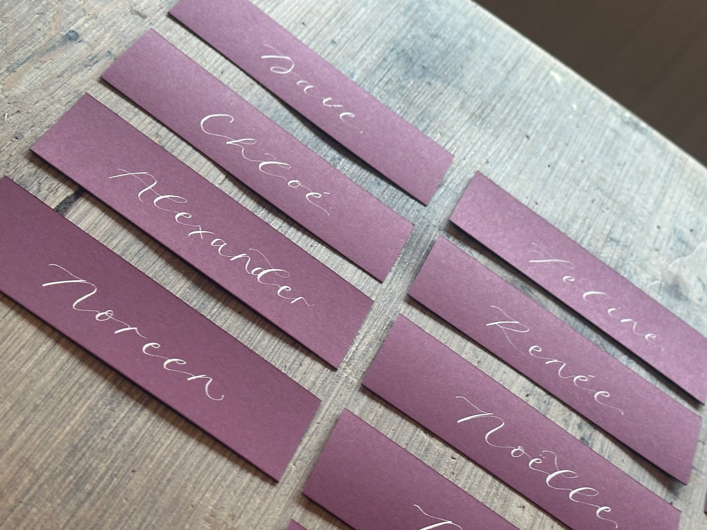 BURGUNDY Calligraphy Place Name Card | Calligraphy Wedding Place Name Card | Flat Place Card