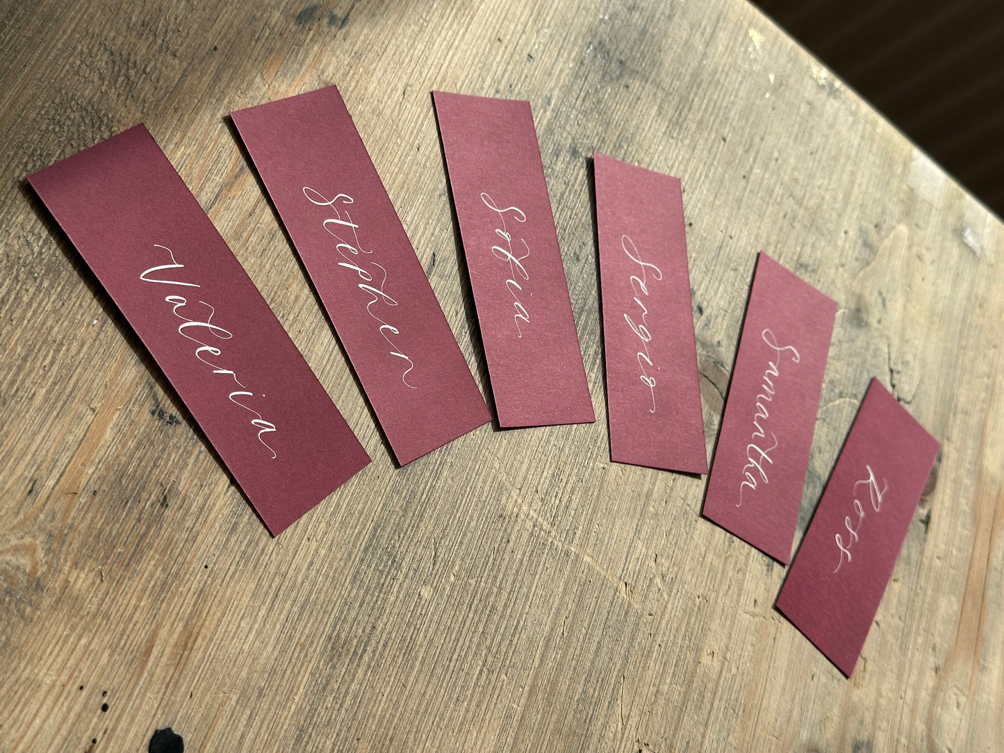 BURGUNDY Calligraphy Place Name Card | Calligraphy Wedding Place Name Card | Flat Place Card