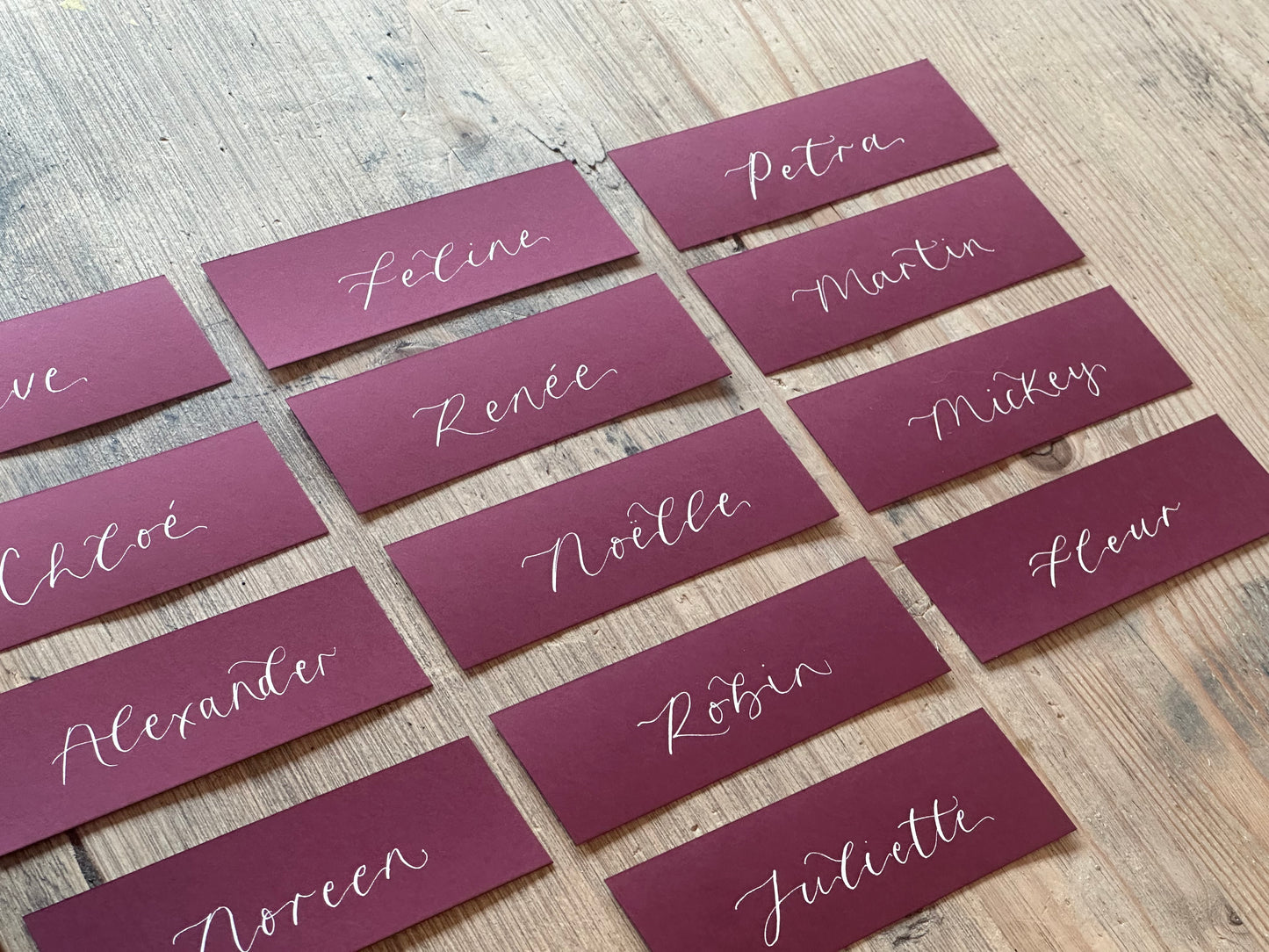 BURGUNDY Calligraphy Place Name Card | Calligraphy Wedding Place Name Card | Flat Place Card