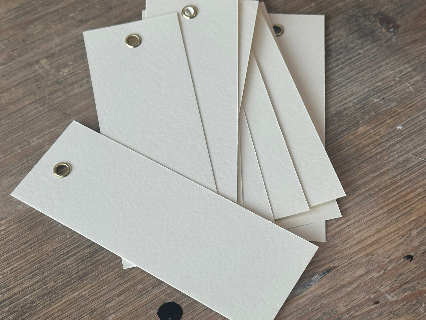 25 BLANK IVORY Place Card with or without Eyelet | DIY Wedding Dinner Party Place Card, Write Your Own Place Setting | DIY Add Own Ribbon Calligraphy Wedding Place Name Card