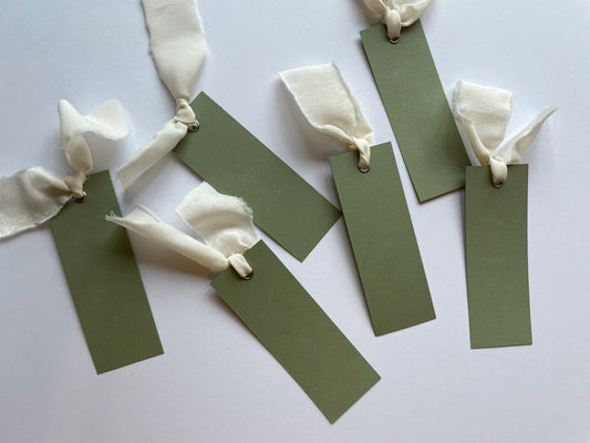 25 BLANK EUCALYPTUS + CHAMPAGNE Chiffon Ribbon Place Card with Eyelet | DIY Wedding Dinner Party Place Card, Write Your Own Place Setting | Green Wedding Baby Shower