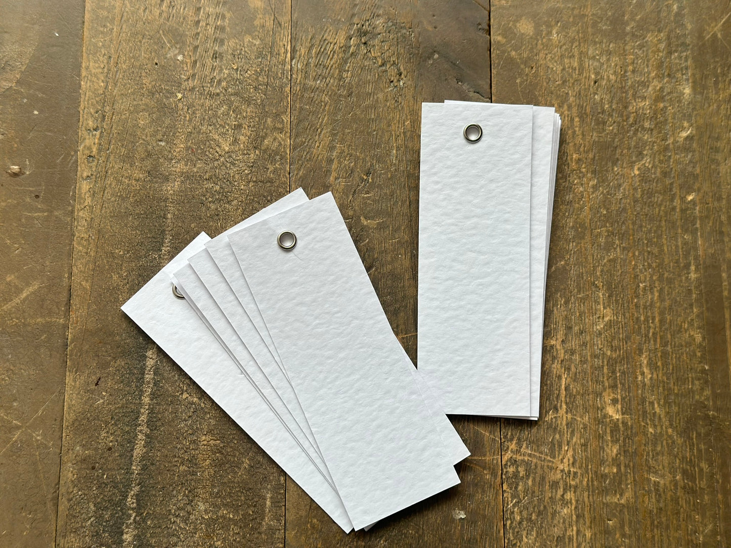 25 BLANK HAMMERED WHITE Place Card with or without Eyelet | DIY Wedding Dinner Party Place Card, Write Your Own Place Setting | DIY Add Own Ribbon Calligraphy Wedding Place Name Card