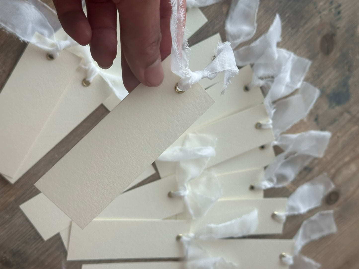 25 BLANK IVORY + WHITE Organza Ribbon Place Card with Eyelet | DIY Wedding Dinner Party Place Card, Write Your Own Place Setting | Green Wedding Baby Shower