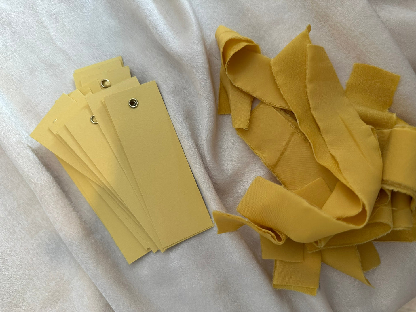 25 BLANK LEMON Yellow Chiffon Ribbon Place Card with Eyelet | DIY Wedding Dinner Party Place Card, Write Your Own Place Setting | Green Wedding Baby Shower