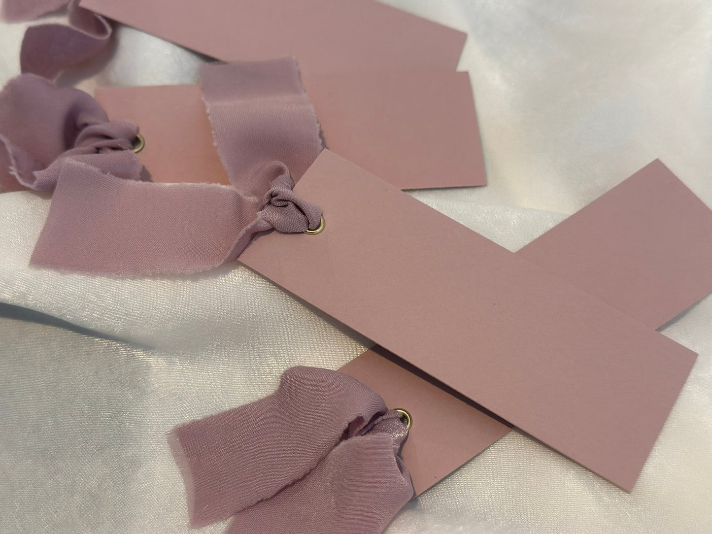25 BLANK LIGHT LILAC Chiffon Ribbon Place Card with Eyelet | DIY Wedding Dinner Party Place Card, Write Your Own Place Setting | Green Wedding Baby Shower