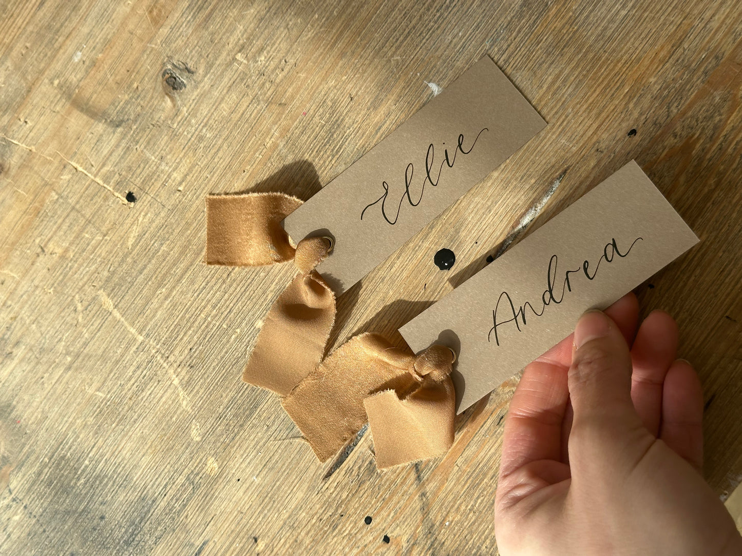 MOCHA Place Card Chiffon Ribbon | Calligraphy Wedding Place Name Card | Gold or Silver Eyelet