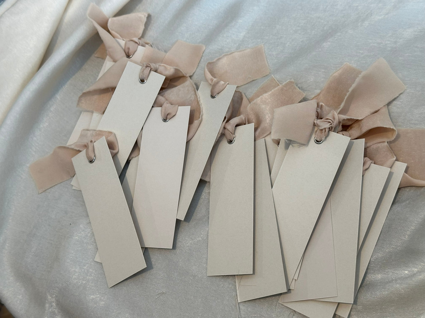 25 BLANK NUDE Chiffon Ribbon Place Card with Eyelet | DIY Wedding Dinner Party Place Card, Write Your Own Place Setting | Green Wedding Baby Shower (Copy)