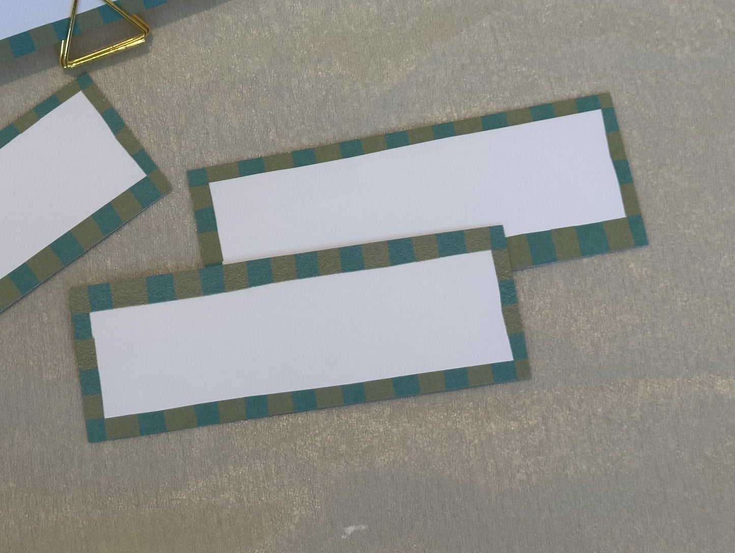 25 BLANK Colourful Contrast Stripe Place Card | DIY Wedding Dinner Party Place Card, Write Your Own Place Setting | DIY Fun Striped Rainbow Maximalist Wedding Place Name Card