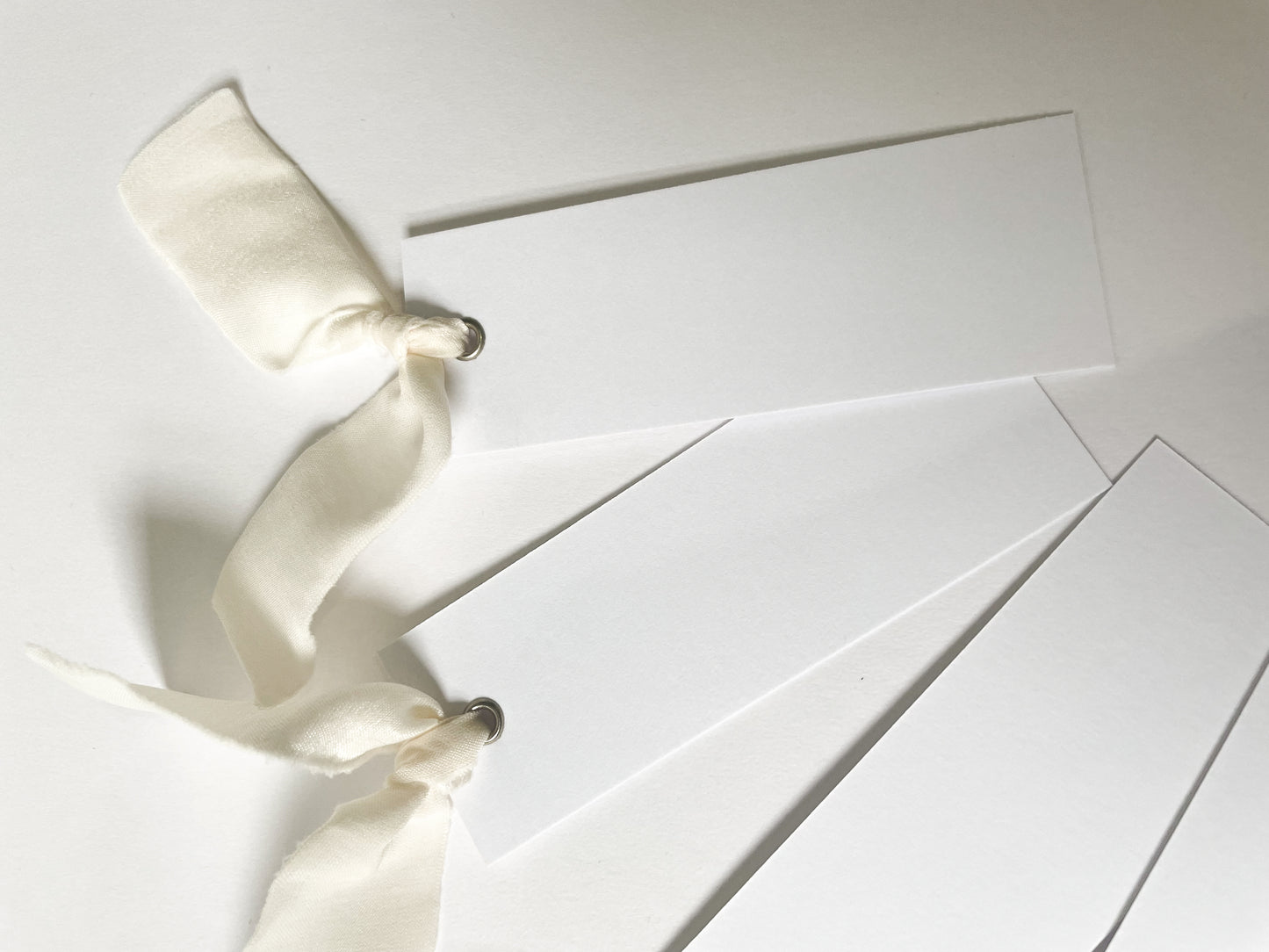 25 BLANK Champagne Ribbon Place Card with Eyelet | DIY Wedding Dinner Party Place Card, Write Your Own Place Setting | Monochrome Black Tie Wedding