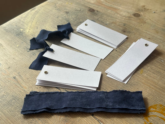 25 BLANK Navy Chiffon Ribbon Place Card with Eyelet | DIY Wedding Dinner Party Place Card, Write Your Own Place Setting