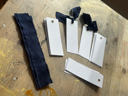 25 BLANK Navy Chiffon Ribbon Place Card with Eyelet | DIY Wedding Dinner Party Place Card, Write Your Own Place Setting
