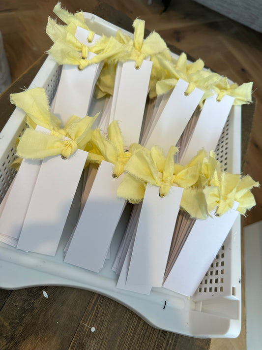 25 BLANK Butter Yellow Ribbon Place Card with Eyelet | DIY Wedding Dinner Party Place Card, Write Your Own Place Setting | Yellow  Wedding Baby Shower
