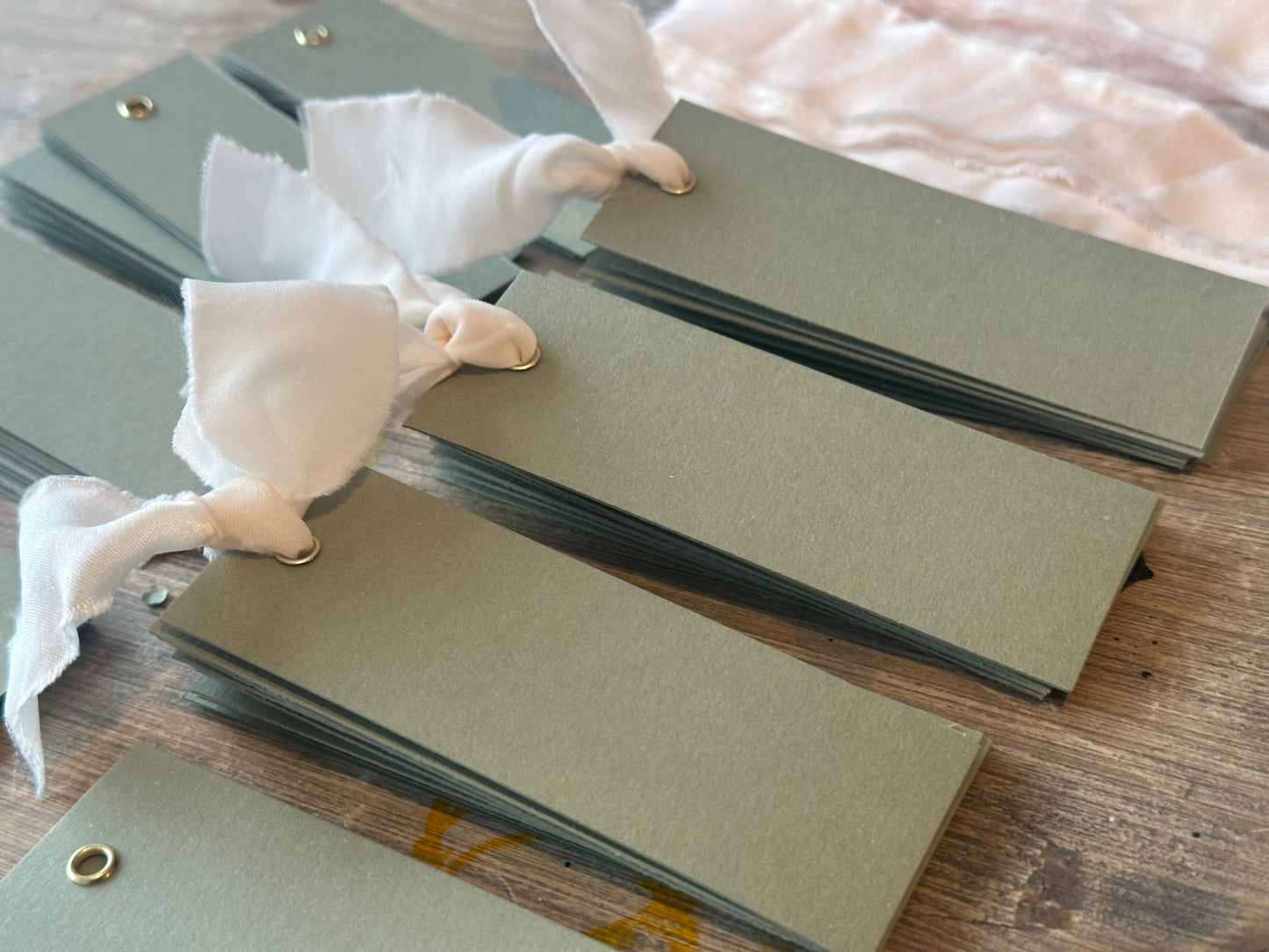 25 BLANK Eucalyptus Champagne Ribbon Place Card with Eyelet | DIY Wedding Dinner Party Place Card, Write Your Own Place Setting