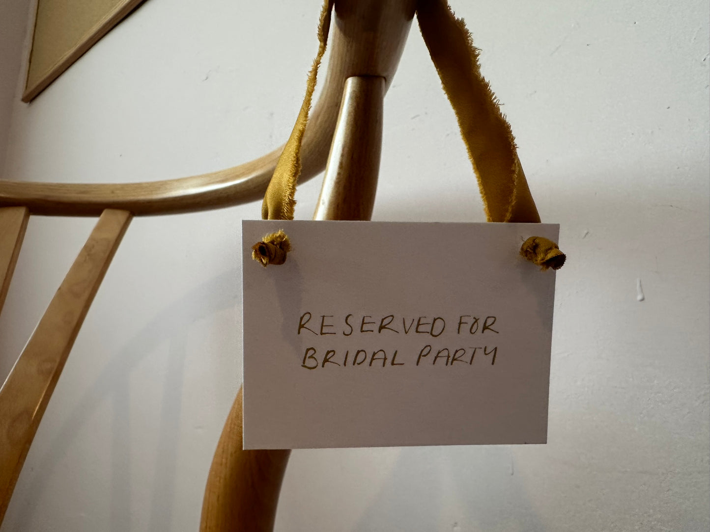 GOLD Chiffon Ribbon Minimal Wedding Reserved Chair Sign | A7 Handwritten Wedding Reserved Sign Card | Gold or Silver Eyelet
