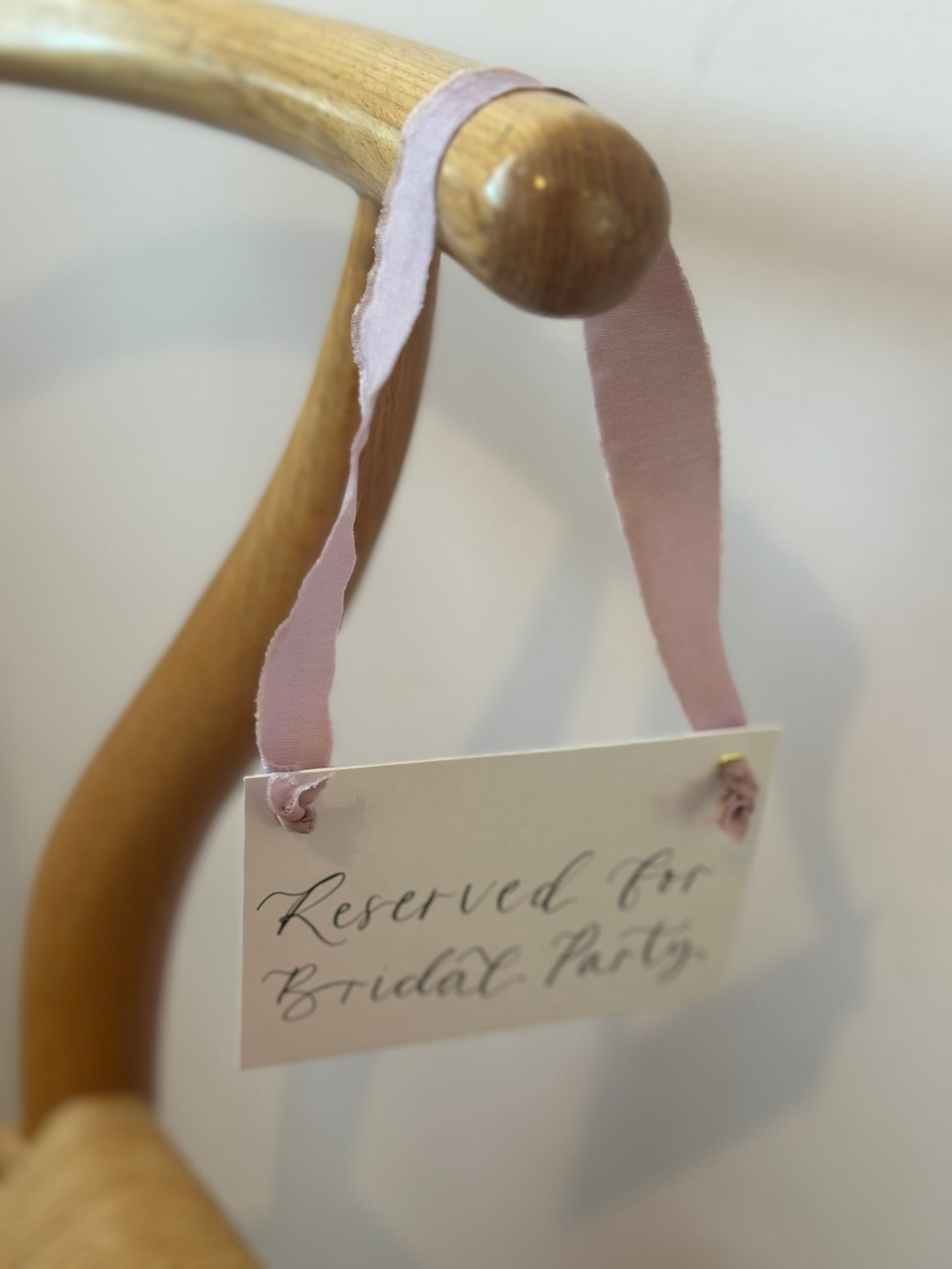 LILAC Chiffon Ribbon Calligraphy Wedding Reserved Chair Sign | A7 Calligraphy Wedding Reserved Sign Card | Gold or Silver Eyelet