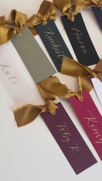 Pack of 5 Personalised Gold Calligraphy Ribbon Place Cards | Christmas & New Year Table Name Cards
